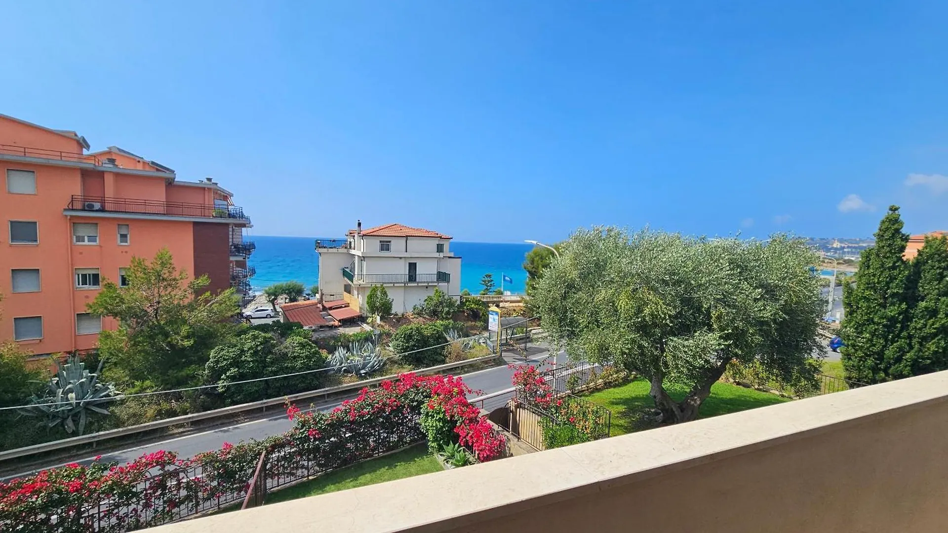 Appartamento Bell'Alloggio A Due Passi Dalle Spiagge Di Riva Ligure